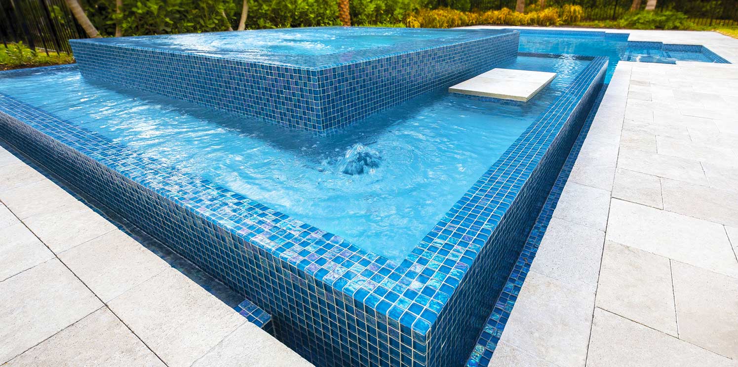 クリスタルボウル 9インチ A#+40 アクアゴールド(インサイド)プラチナ Azure 1″ x 1″ Iridescent Glass Tile – AquaTiles