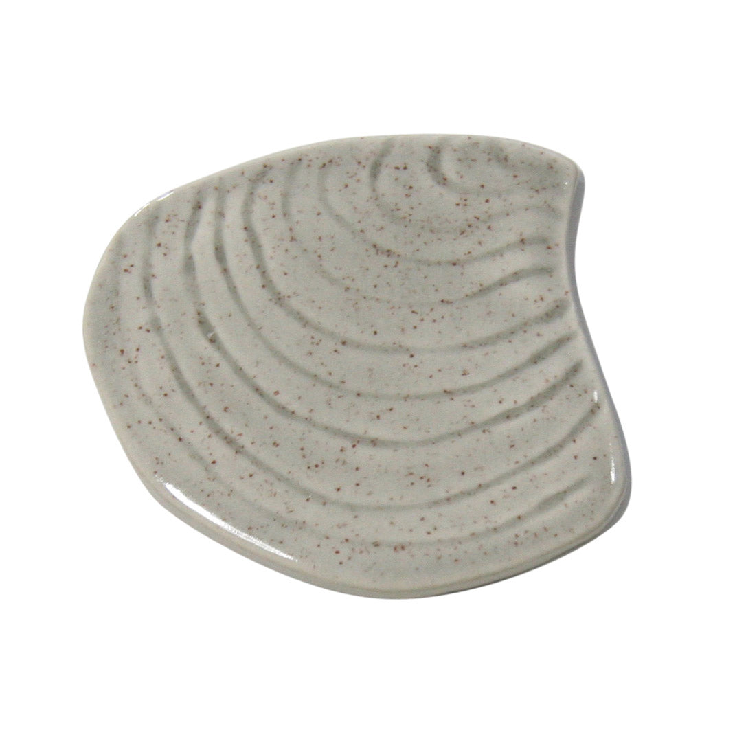 Clam Shell 3