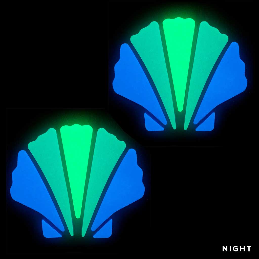 Glow Shell Scallop Shell Glow in the Dark Pool Mosaics – AquaTiles