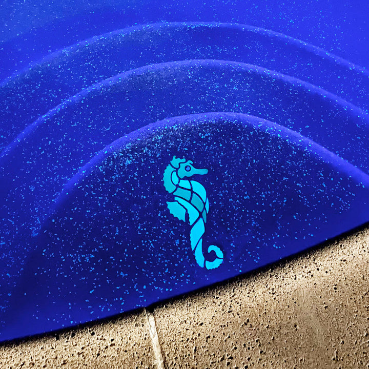 Seahorsey Facing Right Glow in the Dark Pool Mosaic Step Marker