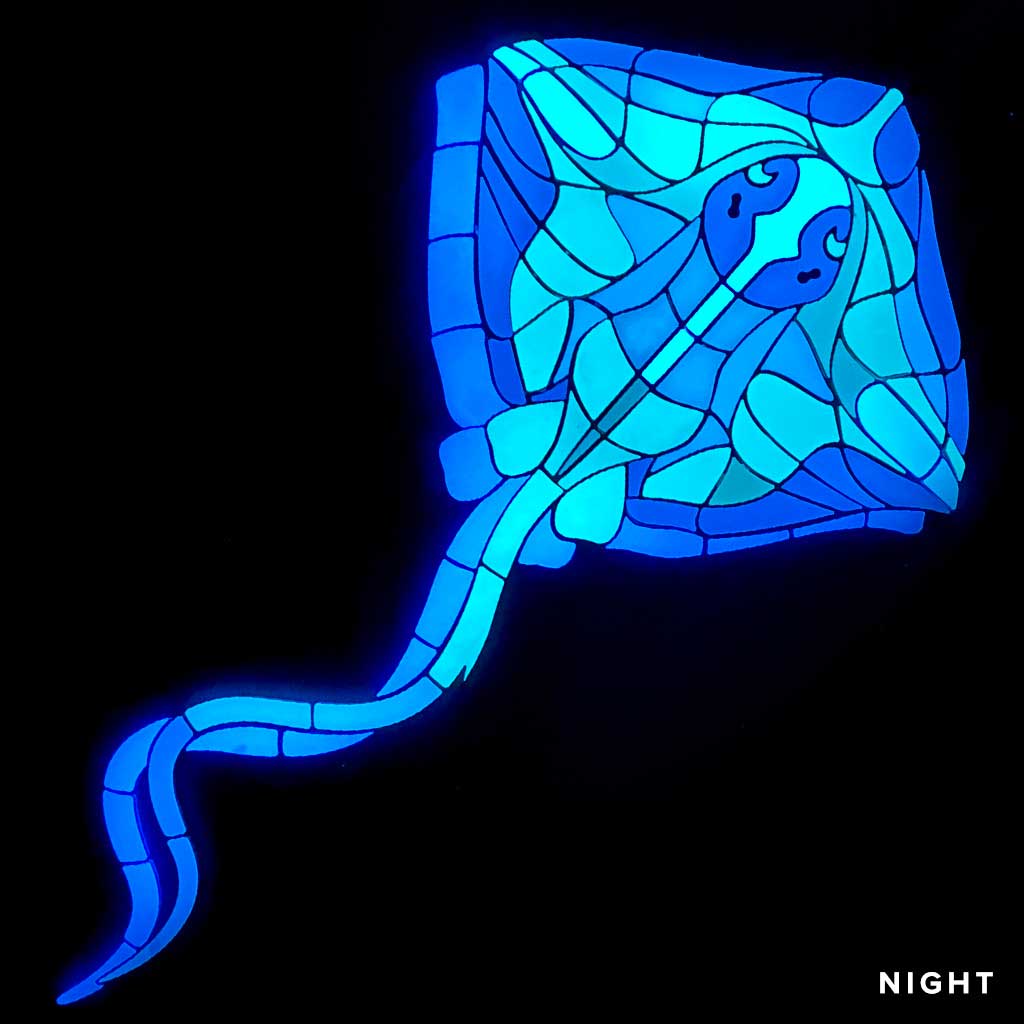 Stingray Large Glow in the Dark Pool Mosaic Night Time